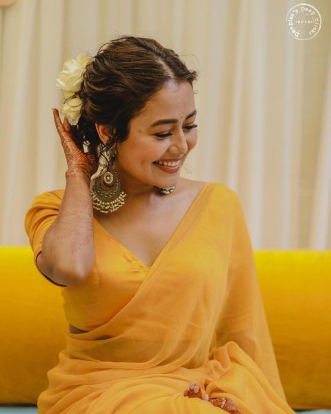 79 Fabulous Neha Kakkar Hairstyle Photos